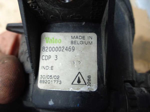 FEU ANTI BROUILLARD AVANT DROIT RENAULT CLIO 2 - Vue 3